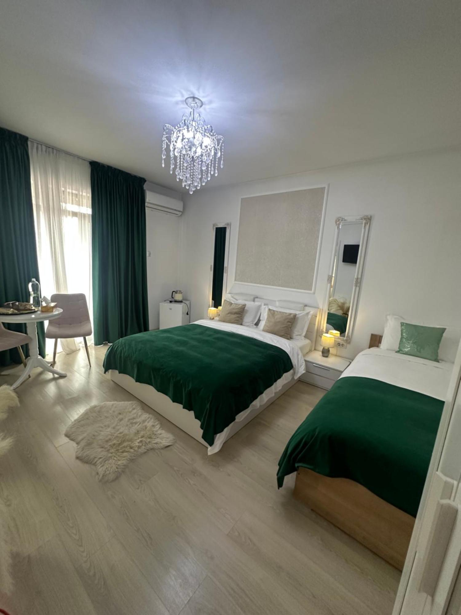 Vila Zoe Bucharestairport&Therme&Parking Otopeni Bagian luar foto