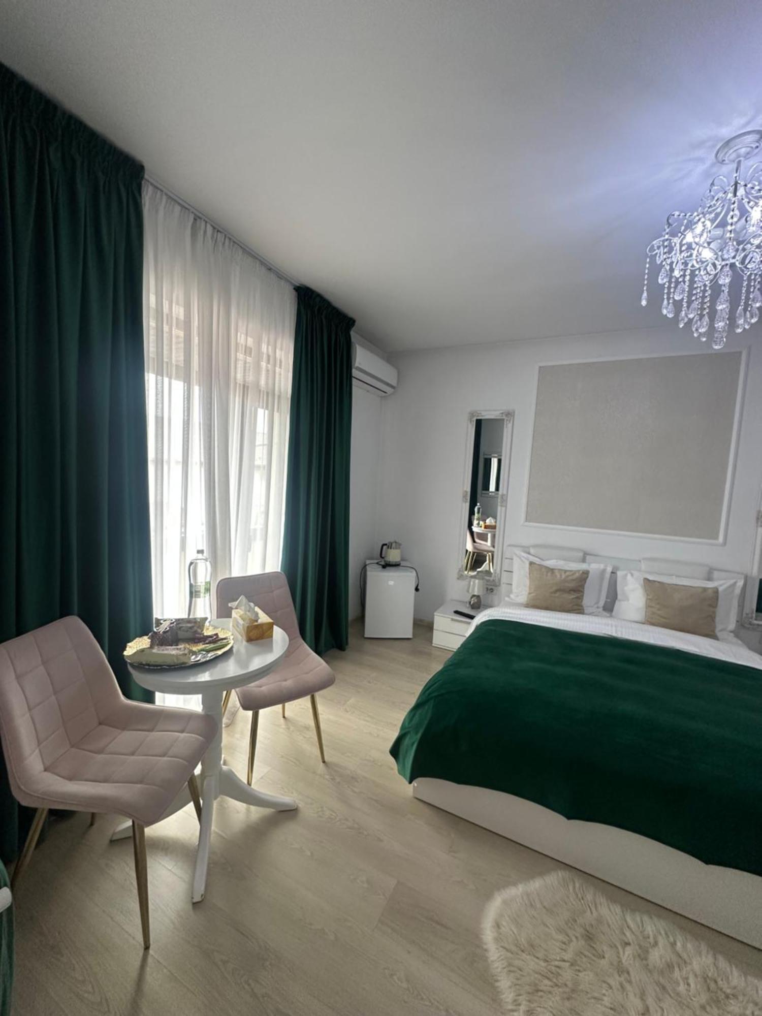 Vila Zoe Bucharestairport&Therme&Parking Otopeni Bagian luar foto