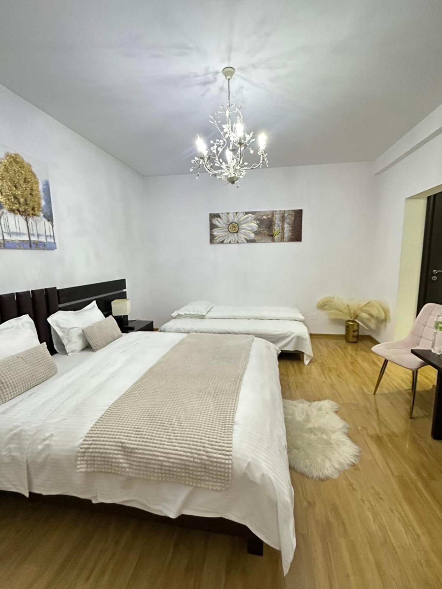 Vila Zoe Bucharestairport&Therme&Parking Otopeni Bagian luar foto